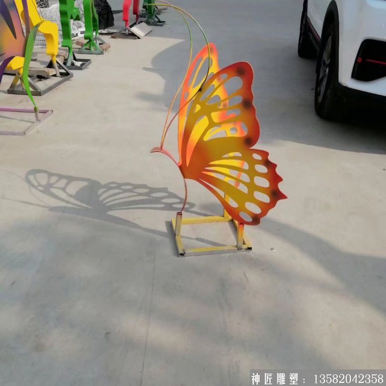 不銹鋼鏤空蝴蝶雕塑
